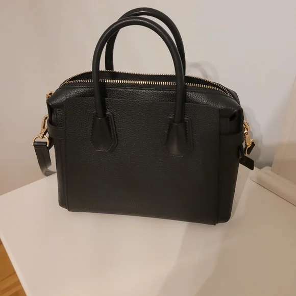 Handbag - Picture 2 of 2